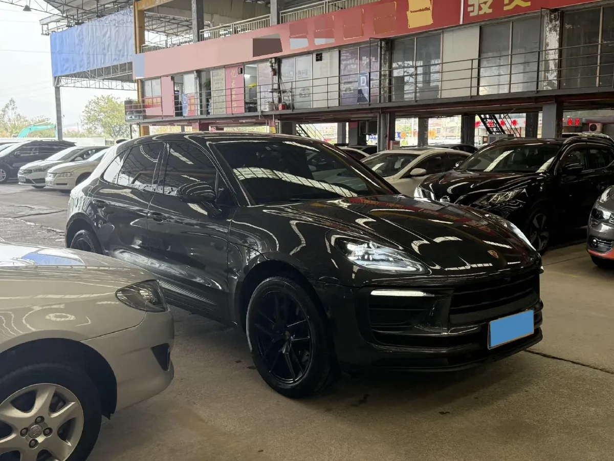 2023 Porsche Macan 2.0T 265HP L4 7DCT,autocango,china used car exporter,china ev exporter,chinese used car exporter,chinese used ev exporter