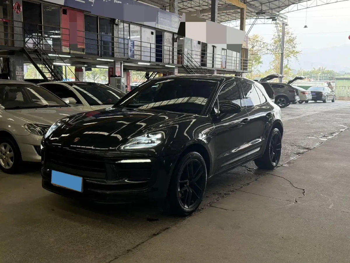 2023 Porsche Macan 2.0T 265HP L4 7DCT,autocango,china used car exporter,china ev exporter,chinese used car exporter,chinese used ev exporter