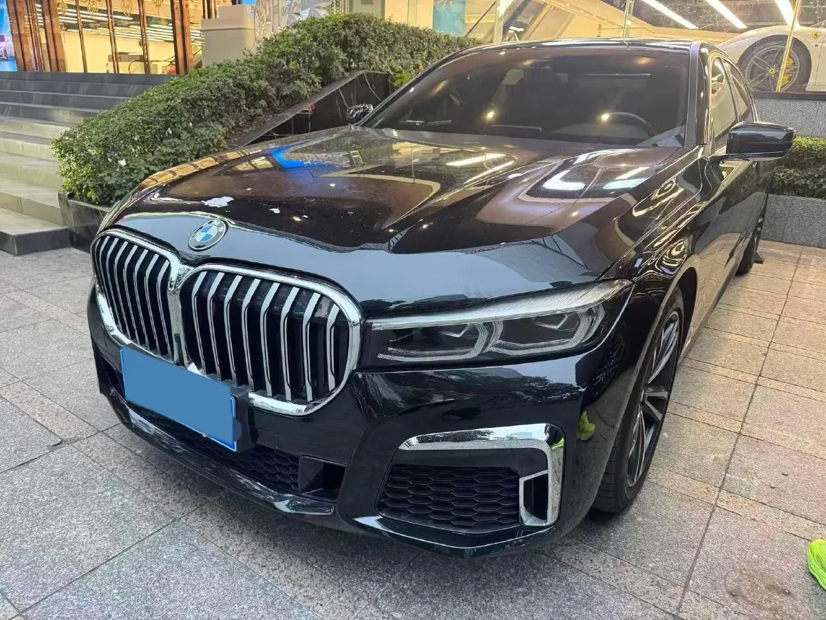 2019 BMW 7 Series 2.0T 265HP L4 8AT,autocango,china used car exporter,china ev exporter,chinese used car exporter,chinese used ev exporter