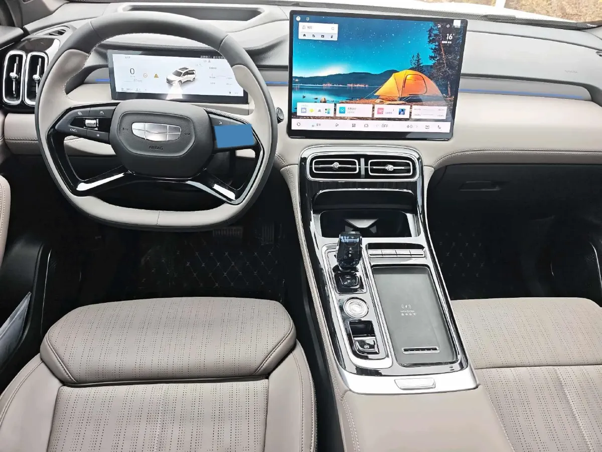 2025 Geely StarRay 1.5T 181HP L4 7DCT,autocango,china used car exporter,china ev exporter,chinese used car exporter,chinese used ev exporter