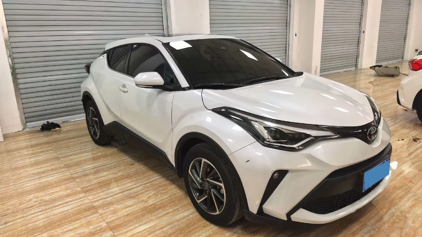 2023 Toyota C-HR 2.0L 171HP L4 CVT,autocango,china used car exporter,china ev exporter,chinese used car exporter,chinese used ev exporter