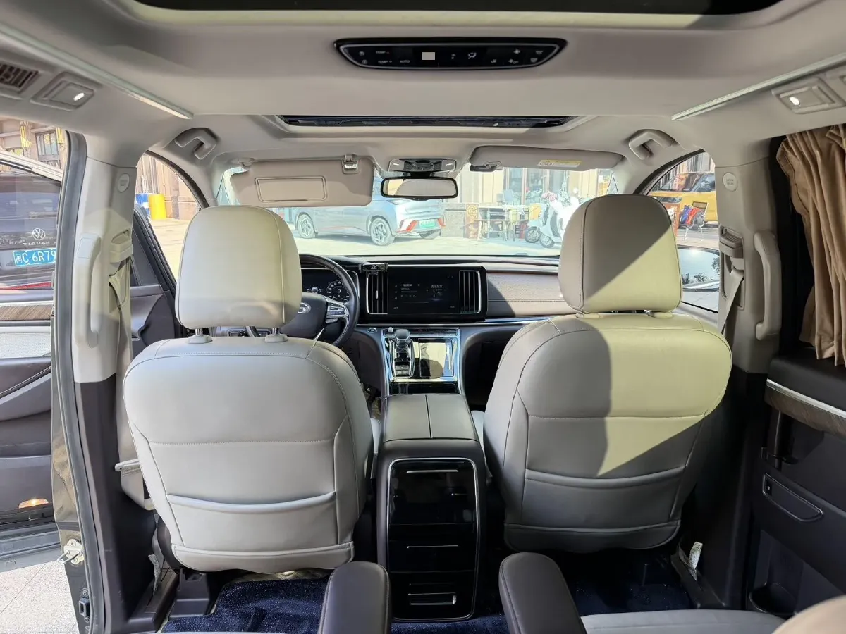 2021 GAC Trumpchi M8 2.0T 252HP L4 8AT,autocango,china used car exporter,china ev exporter,chinese used car exporter,chinese used ev exporter