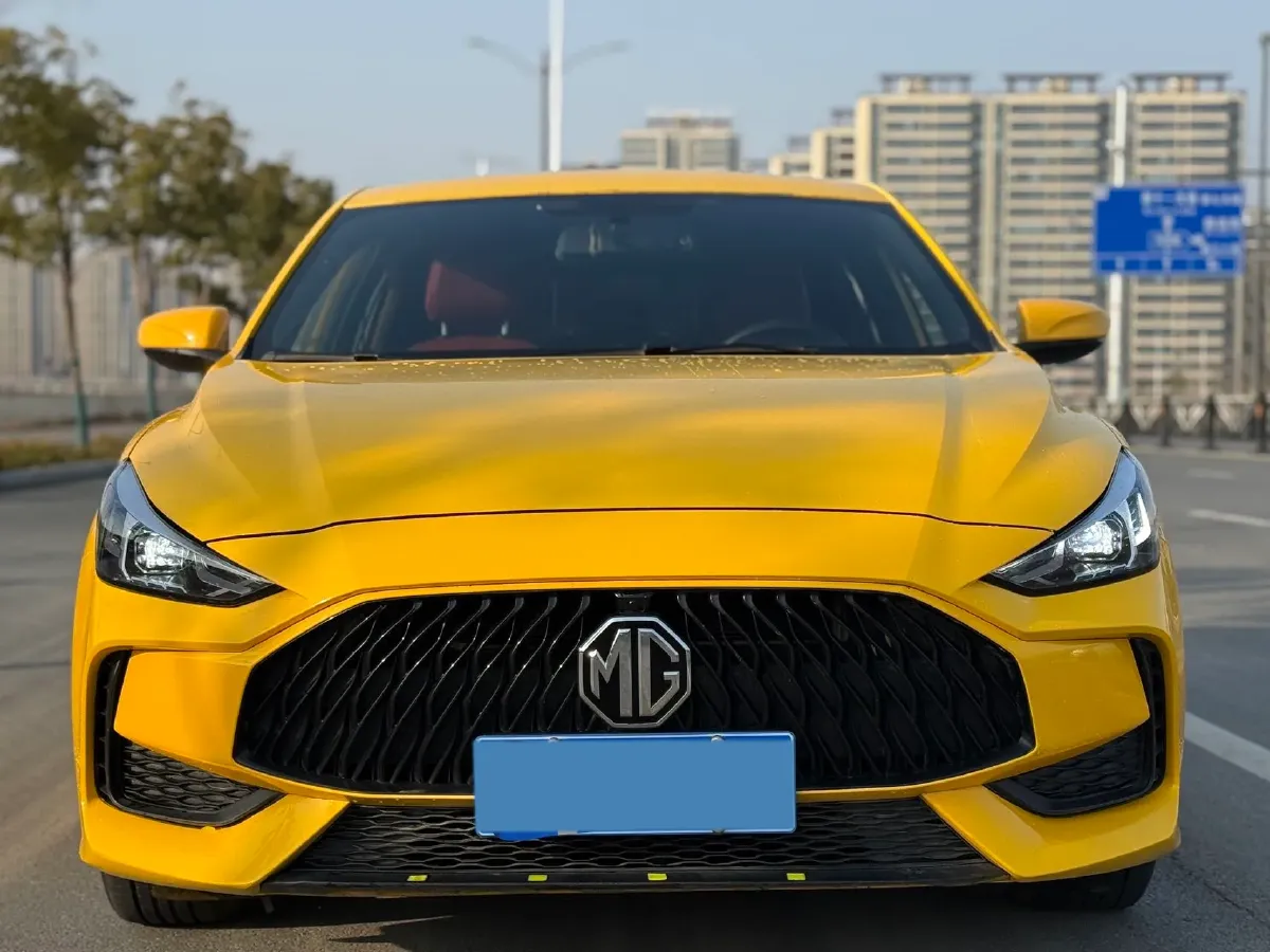 2021 MG 5 1.5L 120HP L4 5MT,autocango,china used car exporter,china ev exporter,chinese used car exporter,chinese used ev exporter