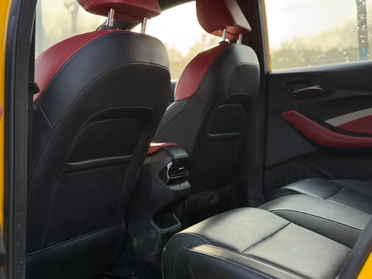 2021 MG 5 1.5L 120HP L4 5MT,autocango,china used car exporter,china ev exporter,chinese used car exporter,chinese used ev exporter