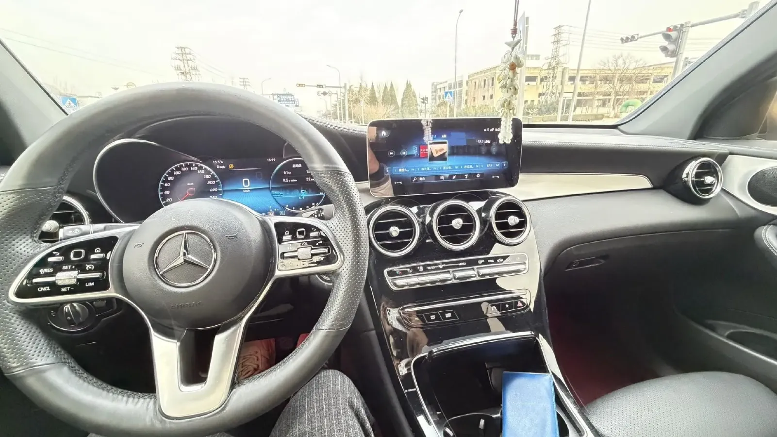 2023 Mercedes-Benz GLC Coupe 2.0T 197HP L4 9AT,autocango,china used car exporter,china ev exporter,chinese used car exporter,chinese used ev exporter