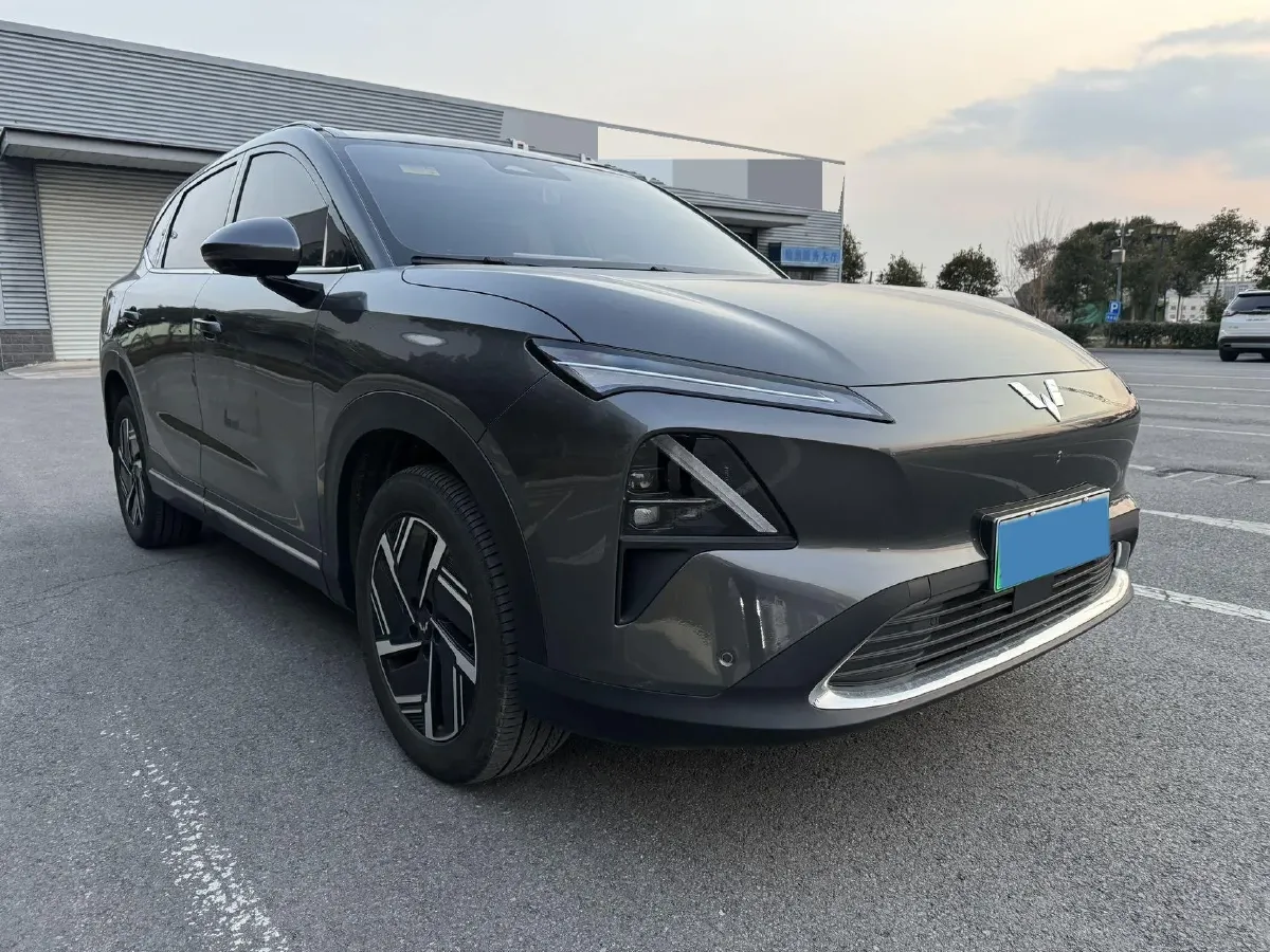 2024 WuLing XingGuangS 1.5L 106HP L4 E-CVT PHEV 20.5KWH,autocango,china used car exporter,china ev exporter,chinese used car exporter,chinese used ev exporter