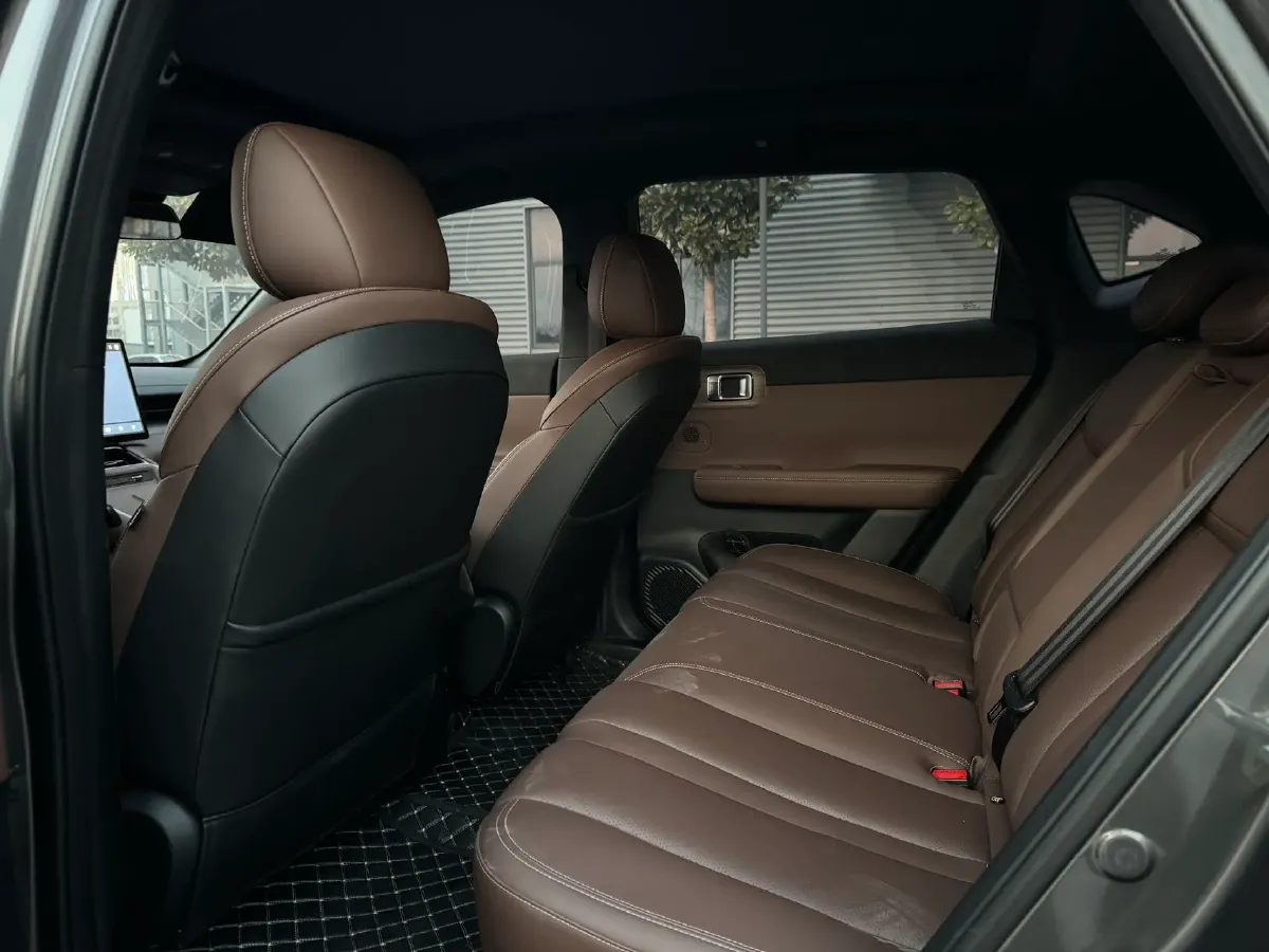 2024 WuLing XingGuangS 1.5L 106HP L4 E-CVT PHEV 20.5KWH,autocango,china used car exporter,china ev exporter,chinese used car exporter,chinese used ev exporter