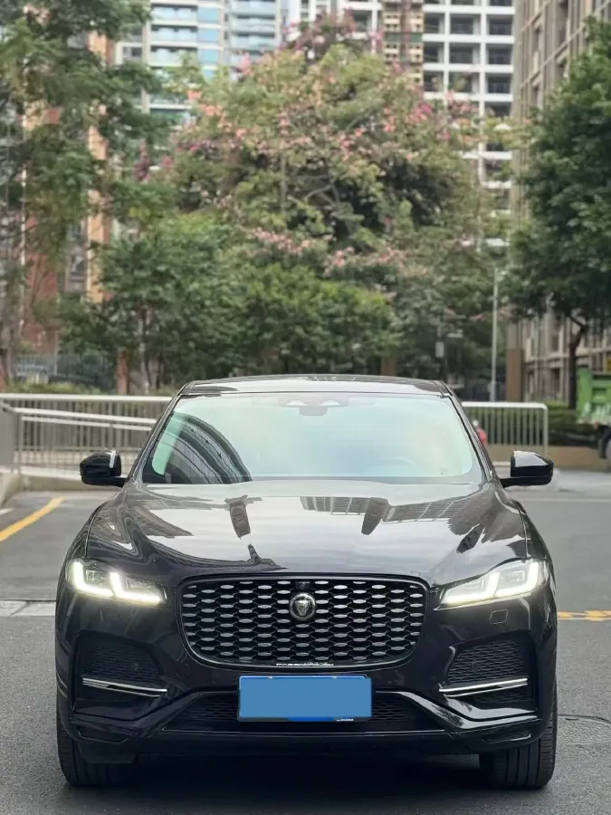 2021 Jaguar F-PACE 2.0T 250HP L4 8AT,autocango,china used car exporter,china ev exporter,chinese used car exporter,chinese used ev exporter