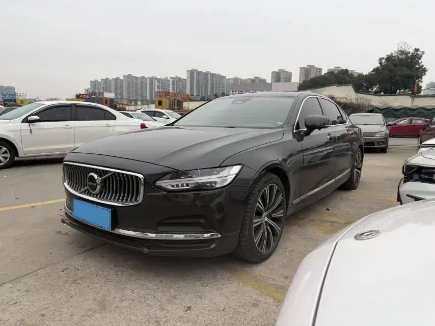 2023 Volvo S90 2.0T 250HP L4 8AT,autocango,china used car exporter,china ev exporter,chinese used car exporter,chinese used ev exporter