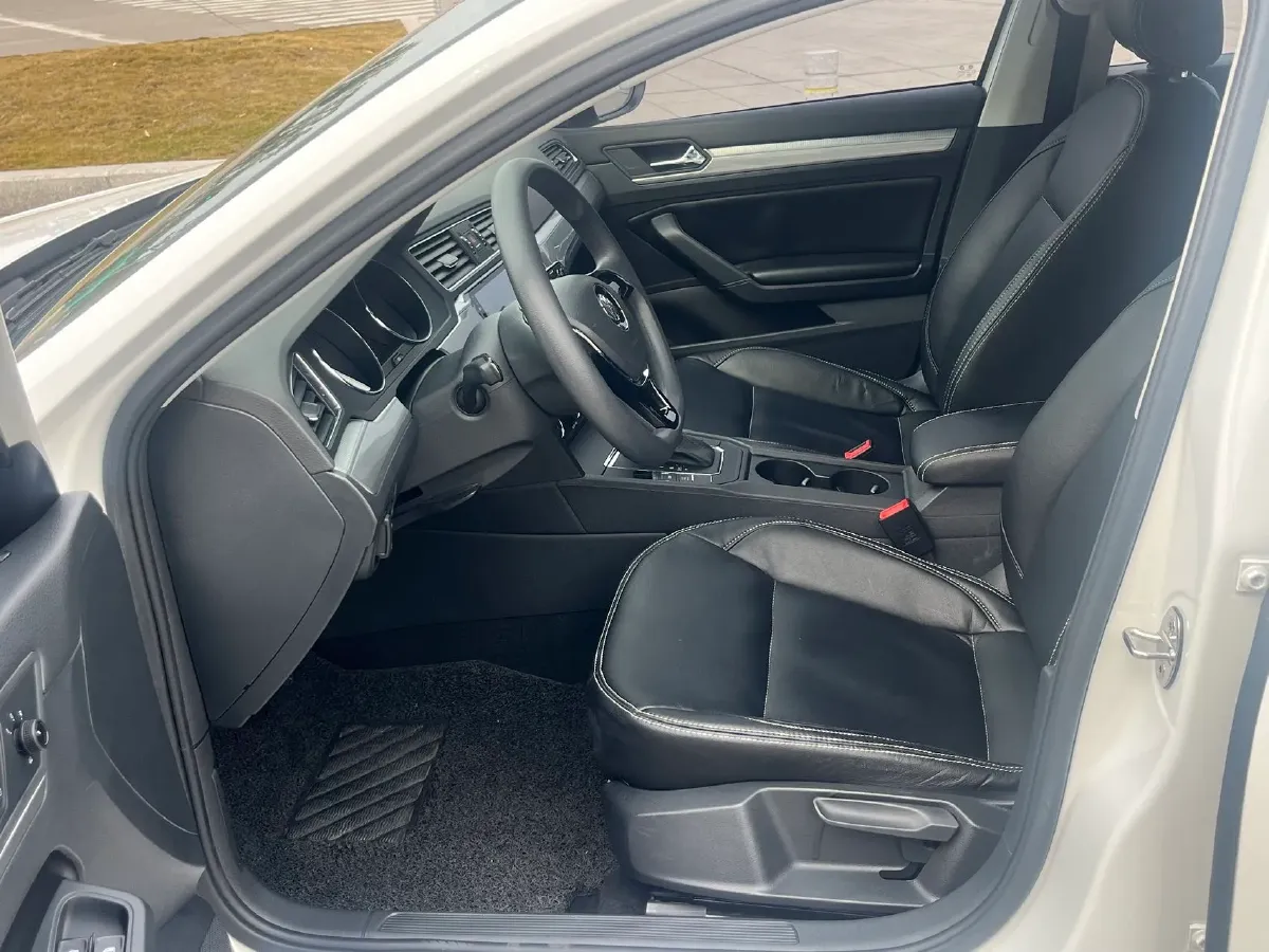 2018 Volkswagen Lamando 1.4T 131HP L4 7DCT,autocango,china used car exporter,china ev exporter,chinese used car exporter,chinese used ev exporter