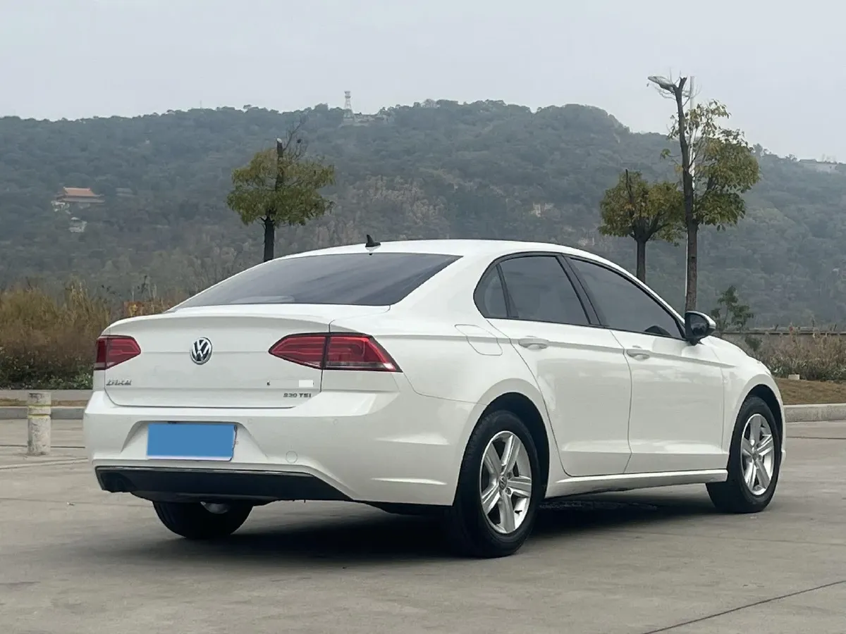 2018 Volkswagen Lamando 1.4T 131HP L4 7DCT,autocango,china used car exporter,china ev exporter,chinese used car exporter,chinese used ev exporter