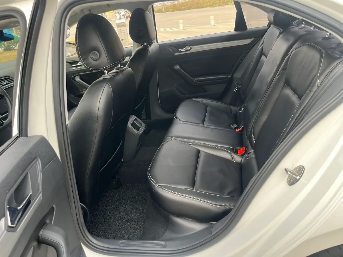 2018 Volkswagen Lamando 1.4T 131HP L4 7DCT,autocango,china used car exporter,china ev exporter,chinese used car exporter,chinese used ev exporter