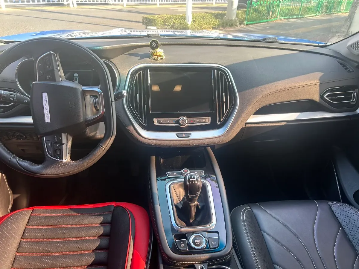 2018 Jetour X70 1.5T 147HP L4 5MT,autocango,china used car exporter,china ev exporter,chinese used car exporter,chinese used ev exporter