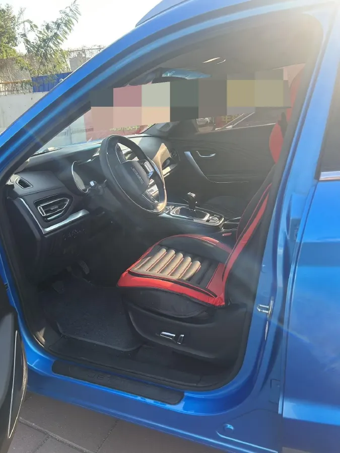 2018 Jetour X70 1.5T 147HP L4 5MT,autocango,china used car exporter,china ev exporter,chinese used car exporter,chinese used ev exporter