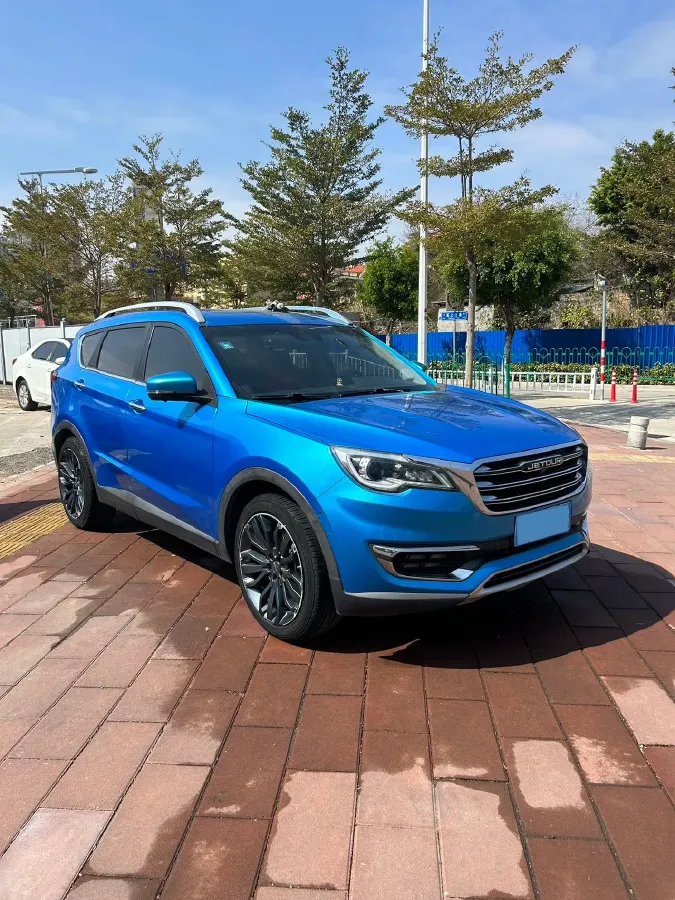 2018 Jetour X70 1.5T 147HP L4 5MT,autocango,china used car exporter,china ev exporter,chinese used car exporter,chinese used ev exporter
