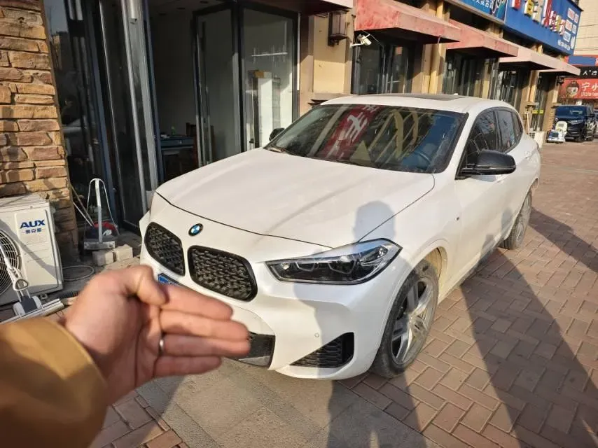 2022 BMW X2 2.0T 192HP L4 7DCT,autocango,china used car exporter,china ev exporter,chinese used car exporter,chinese used ev exporter
