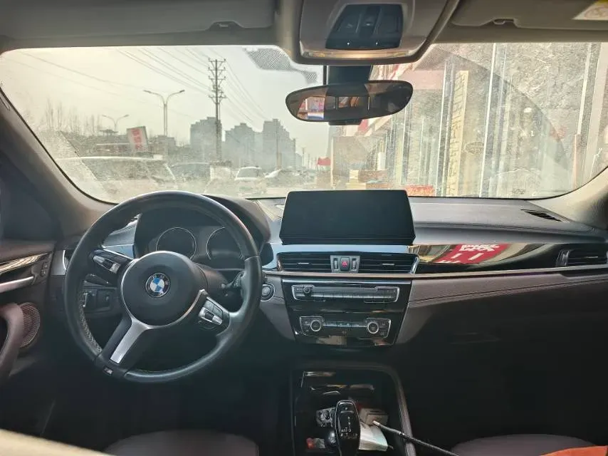 2022 BMW X2 2.0T 192HP L4 7DCT,autocango,china used car exporter,china ev exporter,chinese used car exporter,chinese used ev exporter