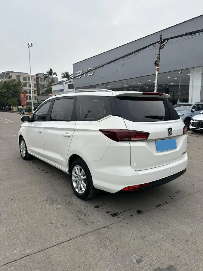 2018 BaoJun 360 1.5L 112HP L4 6MT,autocango,china used car exporter,china ev exporter,chinese used car exporter,chinese used ev exporter