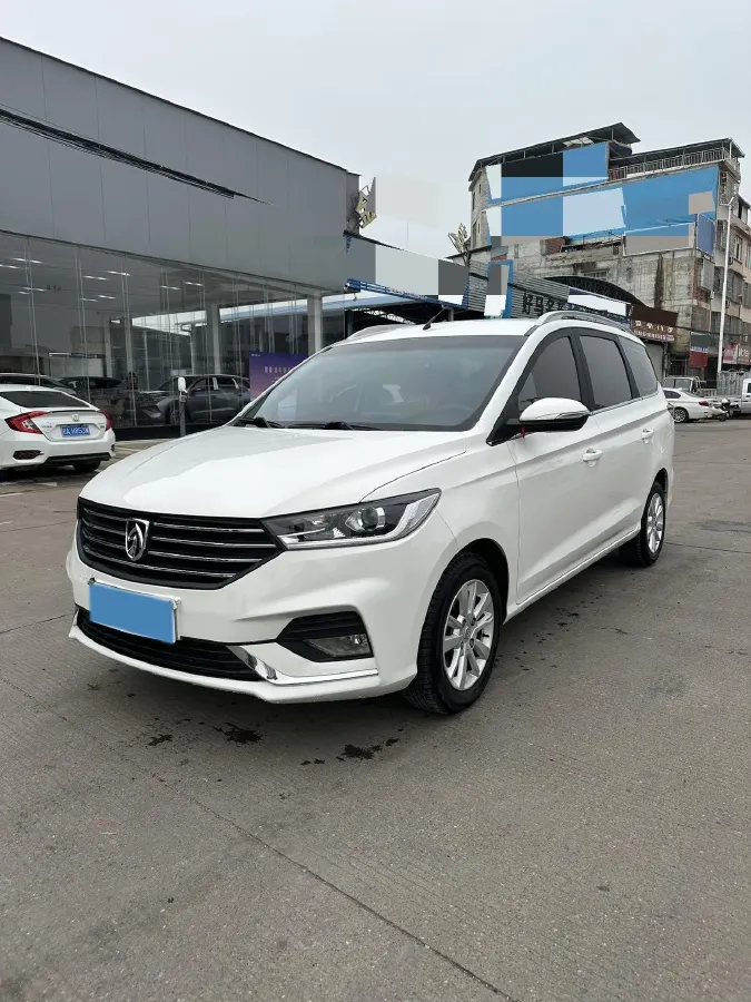 2018 BaoJun 360 1.5L 112HP L4 6MT,autocango,china used car exporter,china ev exporter,chinese used car exporter,chinese used ev exporter