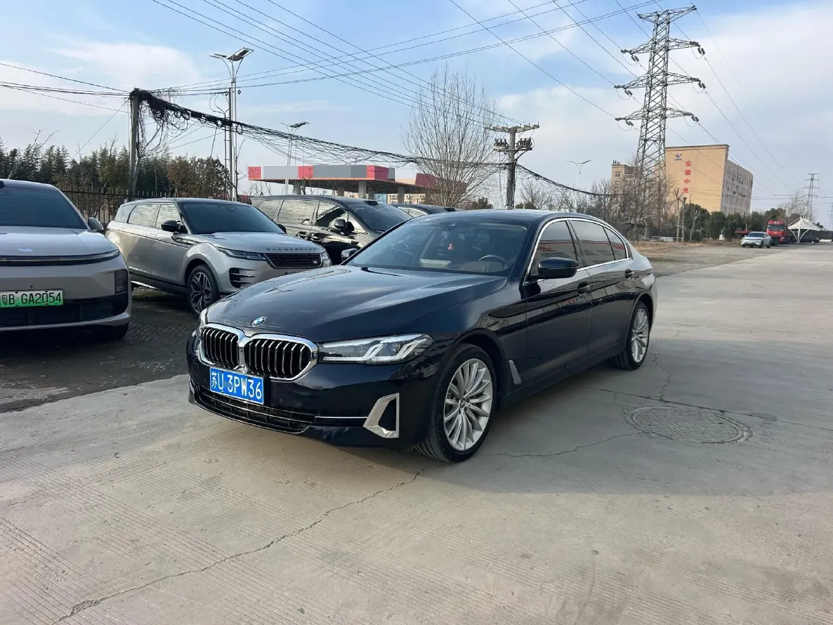 2023 BMW 5 Series 2.0T 245HP L4 8AT,autocango,china used car exporter,china ev exporter,chinese used car exporter,chinese used ev exporter