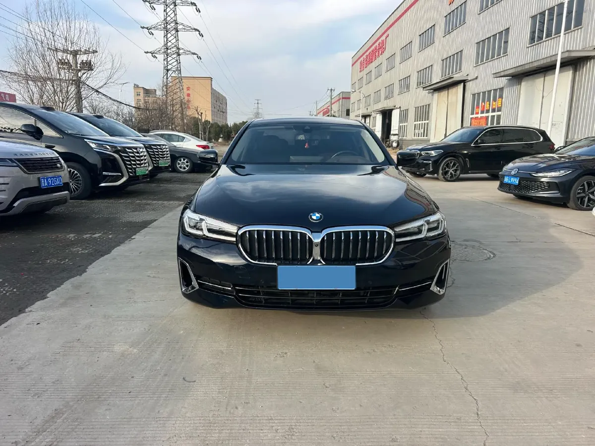 2023 BMW 5 Series 2.0T 245HP L4 8AT,autocango,china used car exporter,china ev exporter,chinese used car exporter,chinese used ev exporter