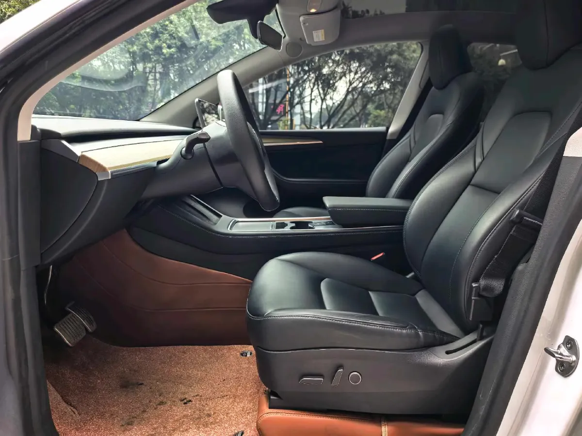 2022 Tesla Model Y BEV 60KWH,autocango,china used car exporter,china ev exporter,chinese used car exporter,chinese used ev exporter