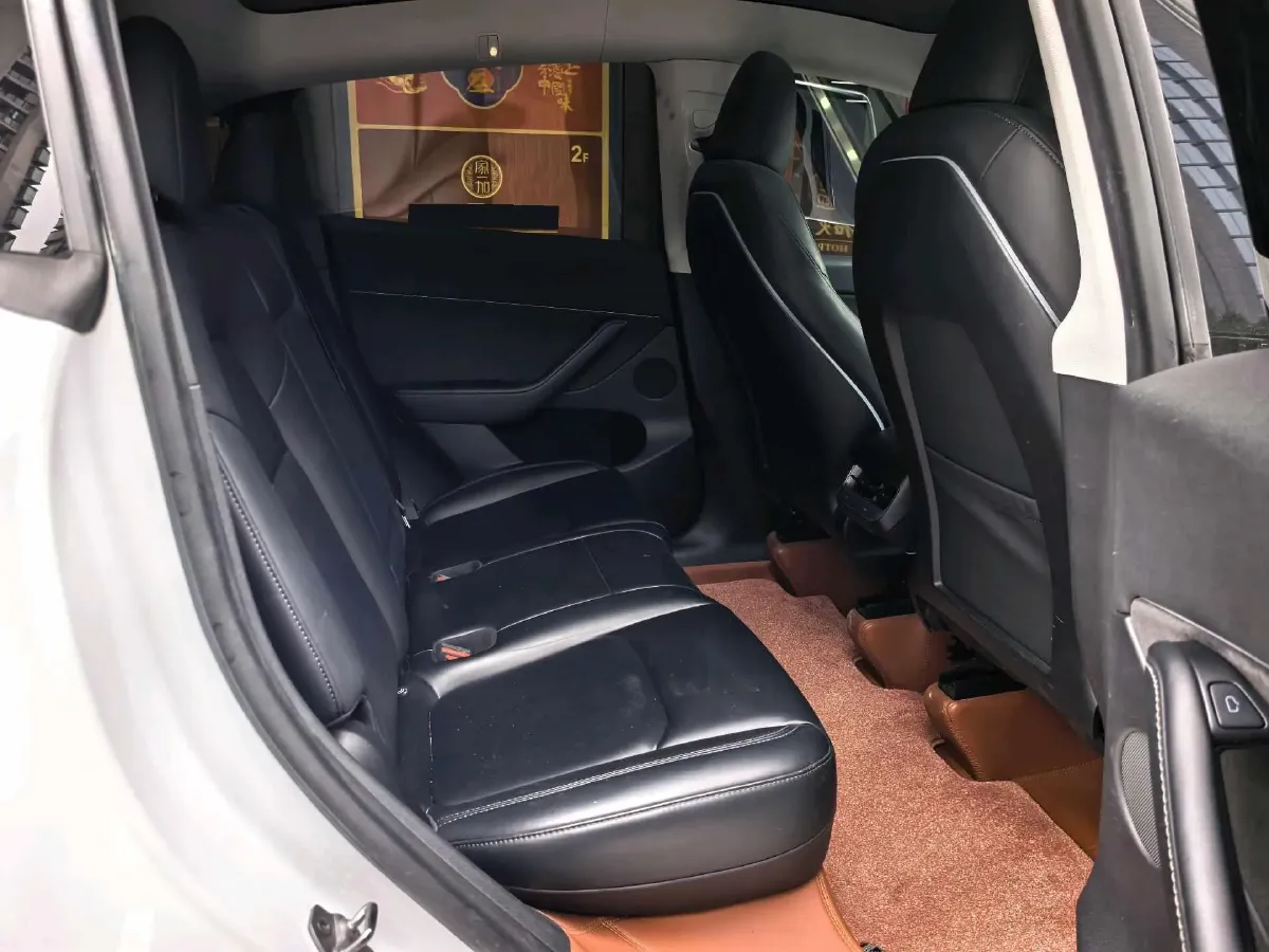 2022 Tesla Model Y BEV 60KWH,autocango,china used car exporter,china ev exporter,chinese used car exporter,chinese used ev exporter