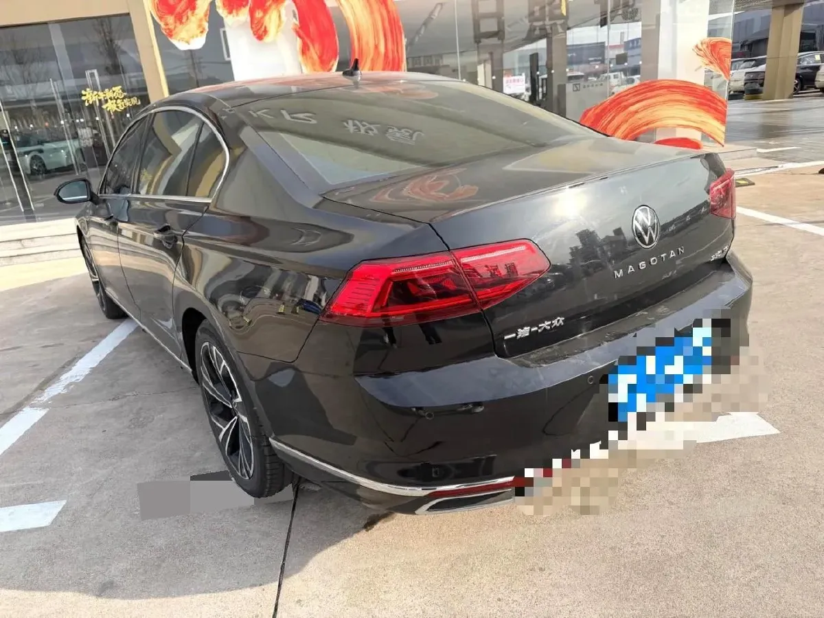 2021 Volkswagen Magotan 2.0T 186HP L4 7DCT,autocango,china used car exporter,china ev exporter,chinese used car exporter,chinese used ev exporter