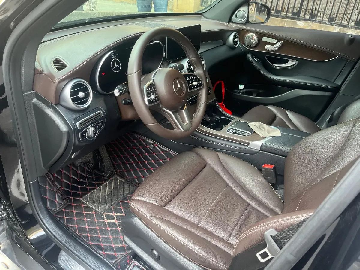 2022 Mercedes-Benz GLC Class 2.0T 197HP L4 9AT,autocango,china used car exporter,china ev exporter,chinese used car exporter,chinese used ev exporter