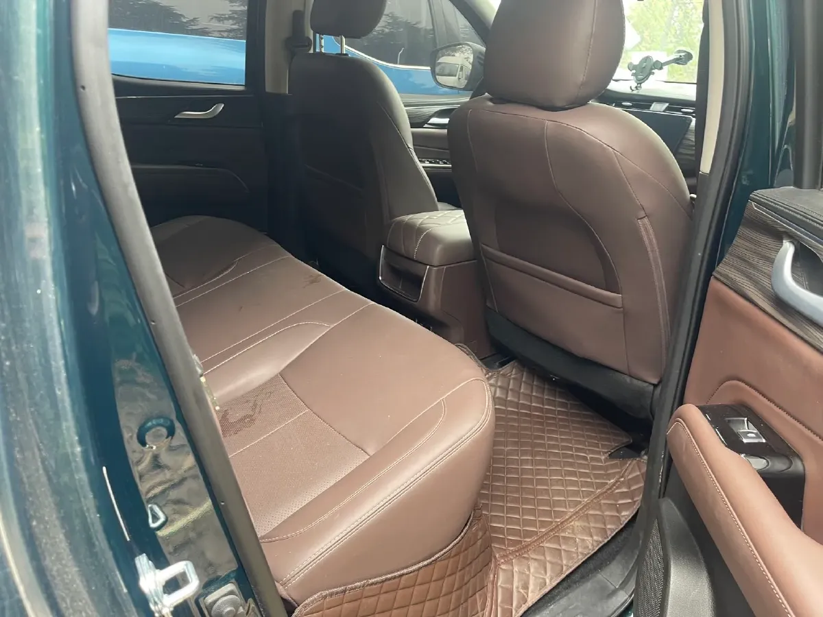 2023 Dongfeng PaLaSuo 2.0T 228HP L4 8AT,autocango,china used car exporter,china ev exporter,chinese used car exporter,chinese used ev exporter