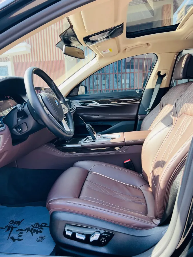 2021 BMW 7 Series 2.0T 265HP L4 8AT,autocango,china used car exporter,china ev exporter,chinese used car exporter,chinese used ev exporter