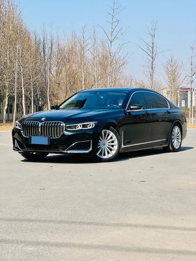 2021 BMW 7 Series 2.0T 265HP L4 8AT,autocango,china used car exporter,china ev exporter,chinese used car exporter,chinese used ev exporter