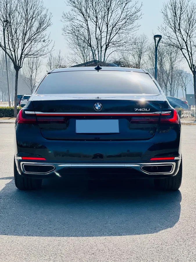 2021 BMW 7 Series 2.0T 265HP L4 8AT,autocango,china used car exporter,china ev exporter,chinese used car exporter,chinese used ev exporter