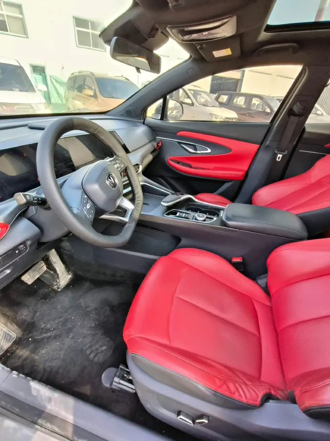 2020 ChangAn UNI-T 1.5T 180HP L4 7DCT,autocango,china used car exporter,china ev exporter,chinese used car exporter,chinese used ev exporter