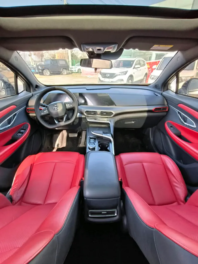 2020 ChangAn UNI-T 1.5T 180HP L4 7DCT,autocango,china used car exporter,china ev exporter,chinese used car exporter,chinese used ev exporter