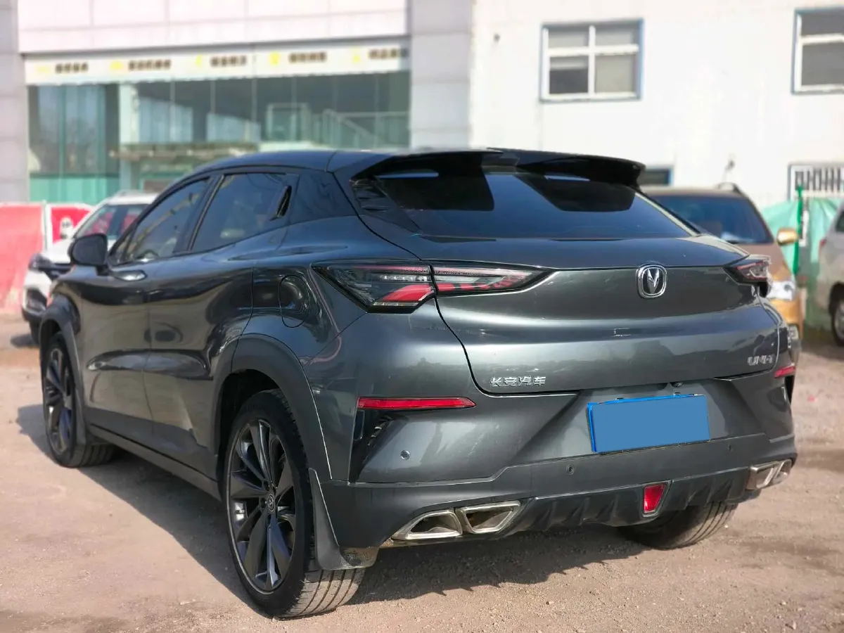 2020 ChangAn UNI-T 1.5T 180HP L4 7DCT,autocango,china used car exporter,china ev exporter,chinese used car exporter,chinese used ev exporter