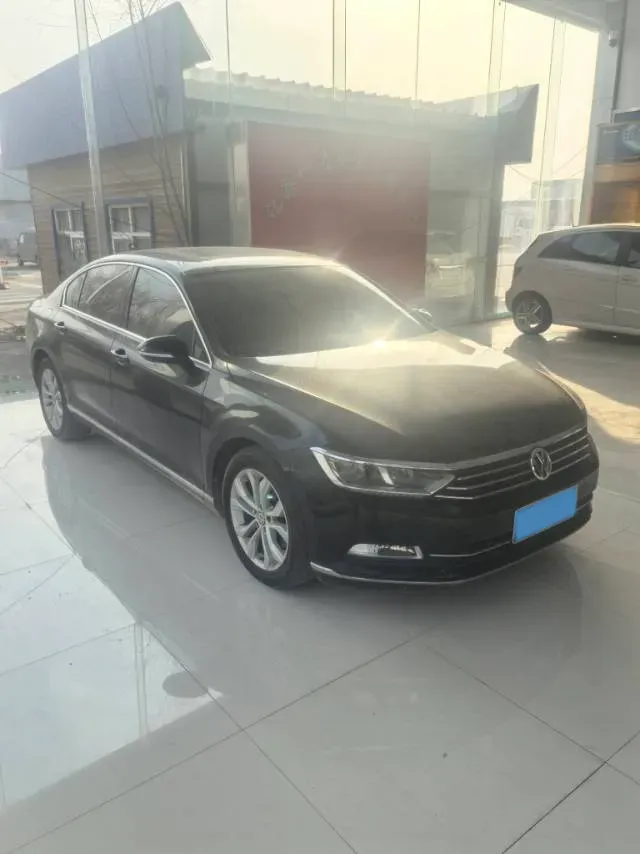 2018 Volkswagen Magotan 1.8T 180HP L4 7DCT,autocango,china used car exporter,china ev exporter,chinese used car exporter,chinese used ev exporter