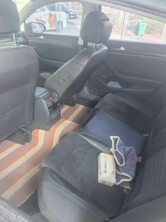 2018 Volkswagen Magotan 1.8T 180HP L4 7DCT,autocango,china used car exporter,china ev exporter,chinese used car exporter,chinese used ev exporter