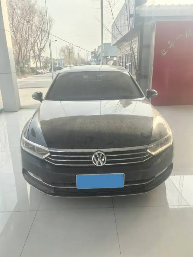 2018 Volkswagen Magotan 1.8T 180HP L4 7DCT,autocango,china used car exporter,china ev exporter,chinese used car exporter,chinese used ev exporter