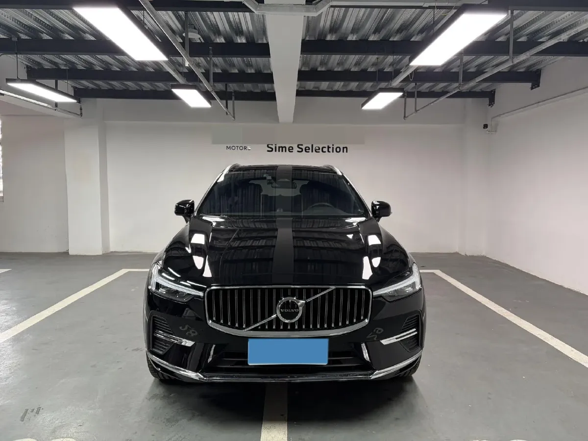 2024 Volvo XC60 2.0T 250HP L4 8AT,autocango,china used car exporter,china ev exporter,chinese used car exporter,chinese used ev exporter