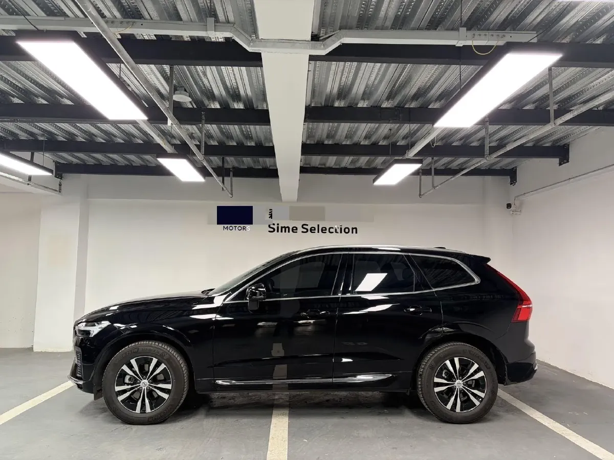 2024 Volvo XC60 2.0T 250HP L4 8AT,autocango,china used car exporter,china ev exporter,chinese used car exporter,chinese used ev exporter