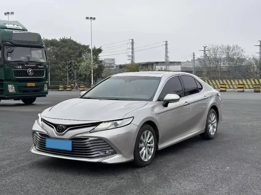 2018 Toyota Camry 2.0L 169HP L4 6AT,autocango,china used car exporter,china ev exporter,chinese used car exporter,chinese used ev exporter