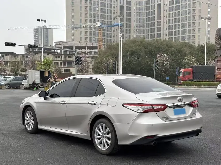 2018 Toyota Camry 2.0L 169HP L4 6AT,autocango,china used car exporter,china ev exporter,chinese used car exporter,chinese used ev exporter