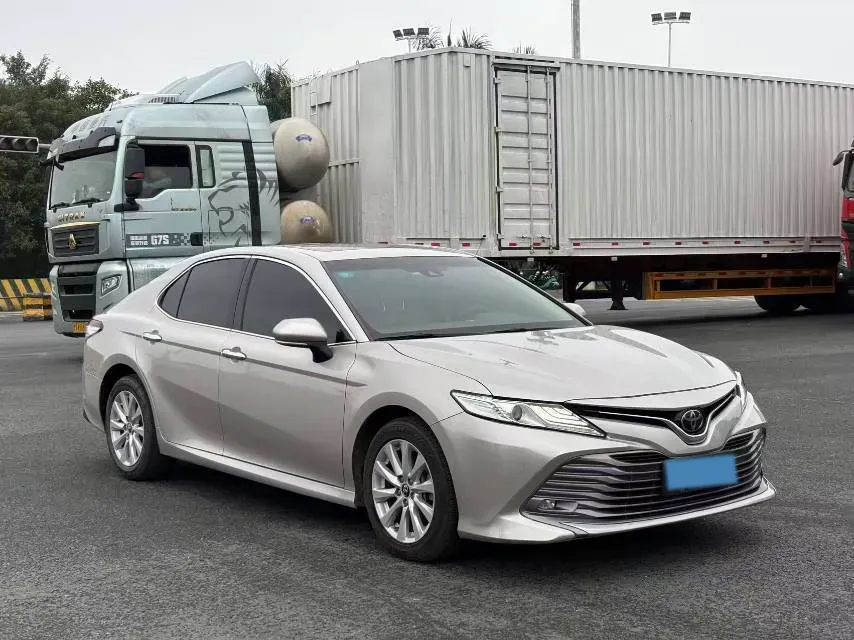 2018 Toyota Camry 2.0L 169HP L4 6AT,autocango,china used car exporter,china ev exporter,chinese used car exporter,chinese used ev exporter