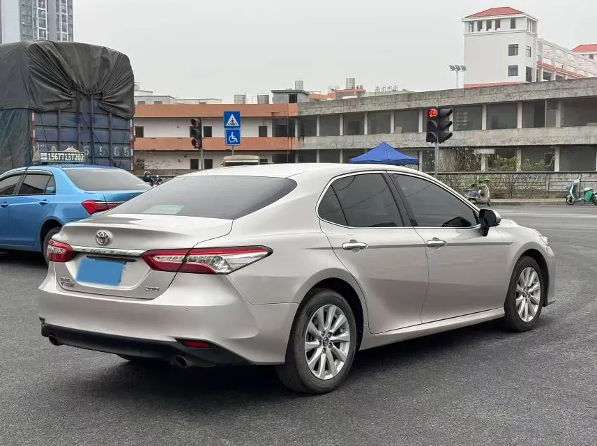2018 Toyota Camry 2.0L 169HP L4 6AT,autocango,china used car exporter,china ev exporter,chinese used car exporter,chinese used ev exporter