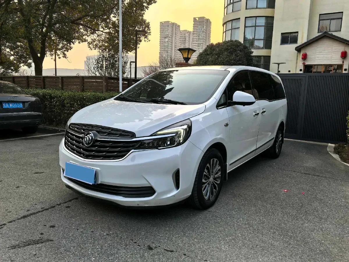 2021 Buick GL8 2.0T 237HP L4 9AT,autocango,china used car exporter,china ev exporter,chinese used car exporter,chinese used ev exporter