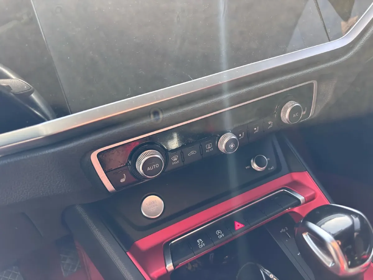 2019 Audi Q3 1.4T 150HP L4 7DCT,autocango,china used car exporter,china ev exporter,chinese used car exporter,chinese used ev exporter