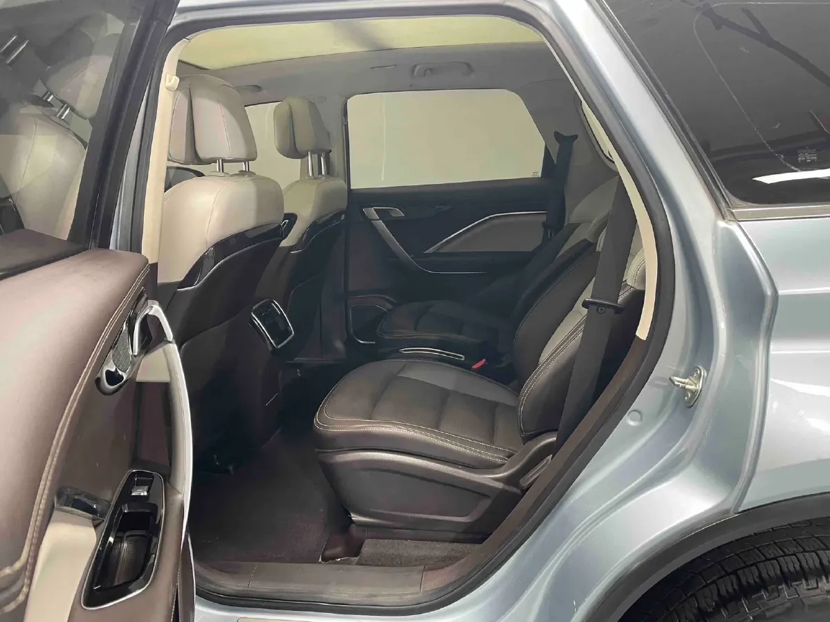 2019 Geely JiaJi 1.5T 177HP L3 7DCT,autocango,china used car exporter,china ev exporter,chinese used car exporter,chinese used ev exporter