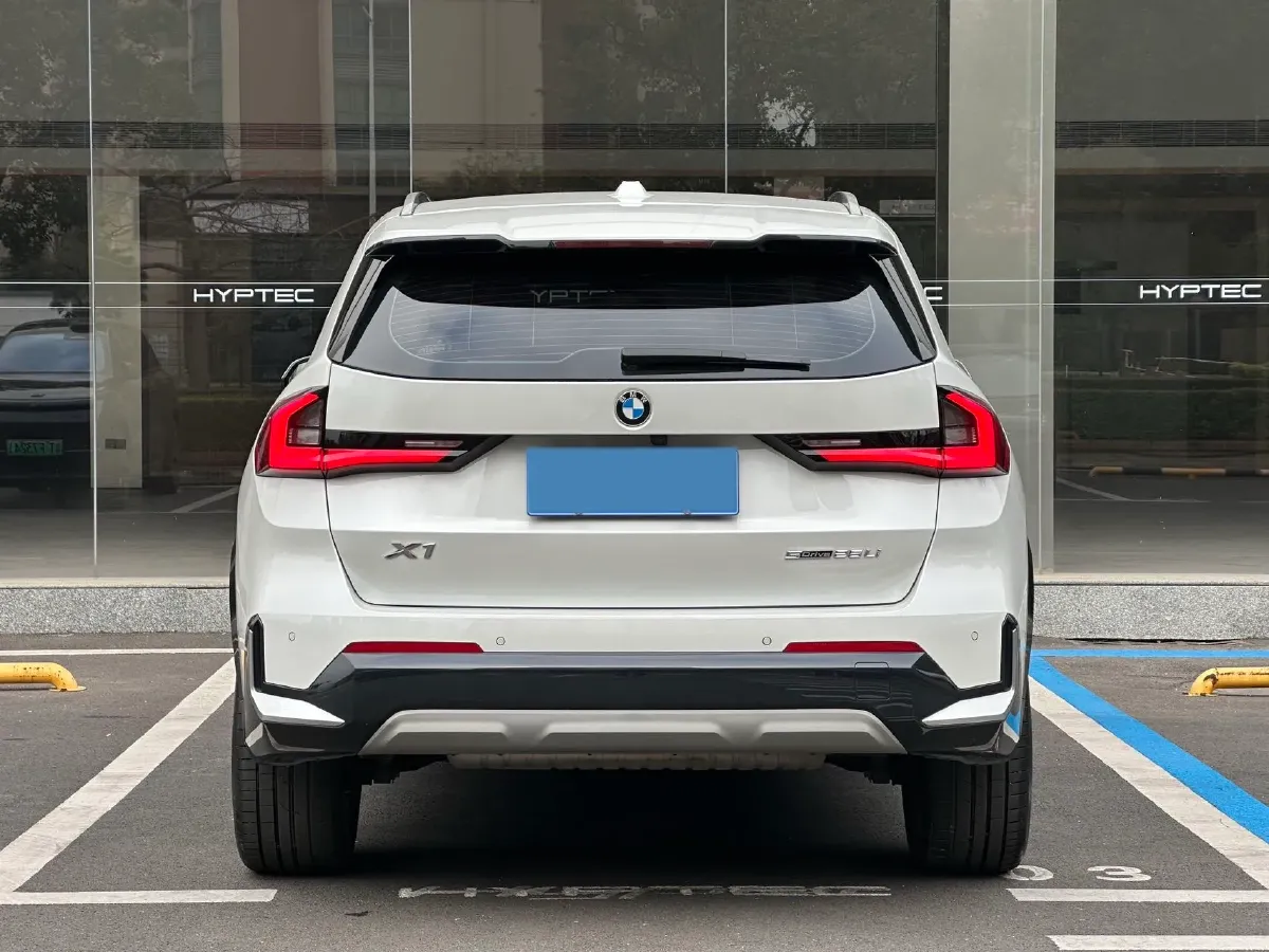 2024 BMW X1 2.0T 204HP L4 7DCT,autocango,china used car exporter,china ev exporter,chinese used car exporter,chinese used ev exporter
