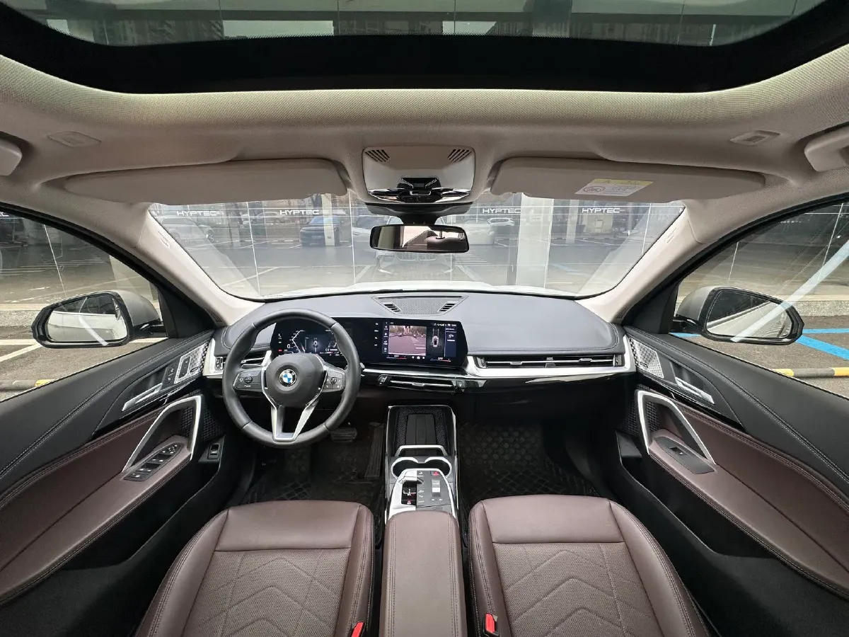 2024 BMW X1 2.0T 204HP L4 7DCT,autocango,china used car exporter,china ev exporter,chinese used car exporter,chinese used ev exporter